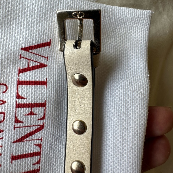 Valentino Rockstud Bracelet - Picture 5 of 6